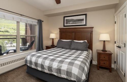 Silvercreek Apartment | Base Camp 313 condo