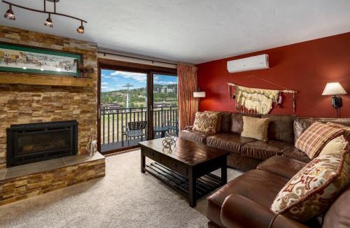 Steamboat Springs Apartment | Bear Claw 408 - Ski-in Ski-out Condo!