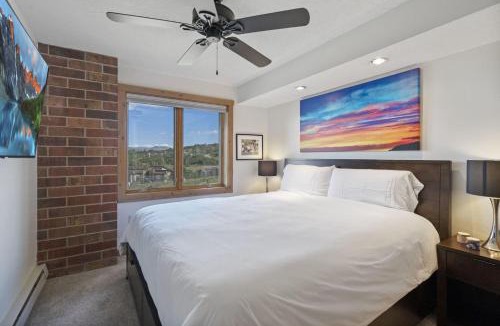 Steamboat Springs Apartment | Bear Claw 514 - Ski-in Ski-out Condo!