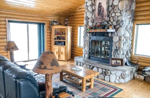 Rainbow Valley House | Bear Crossing