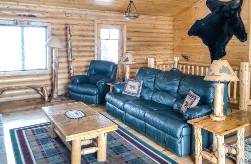 Rainbow Valley House | Bear Crossing