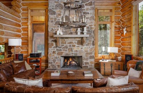 Mountain Village Villa | Bear Lodge - Modern log home at easy ski-in-out location