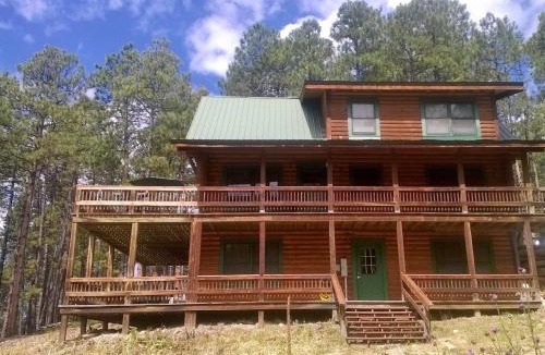 Bayfield Cabin | Bear Paw Lodge & Vacation Homes