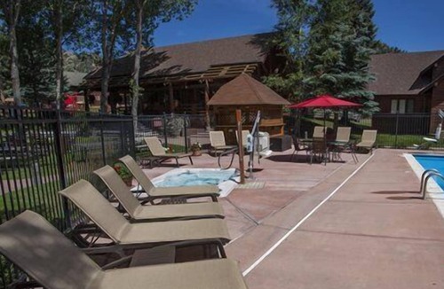 Estes Park Apartment | Beautiful 2 bedroom unit at resort, sleeps 6