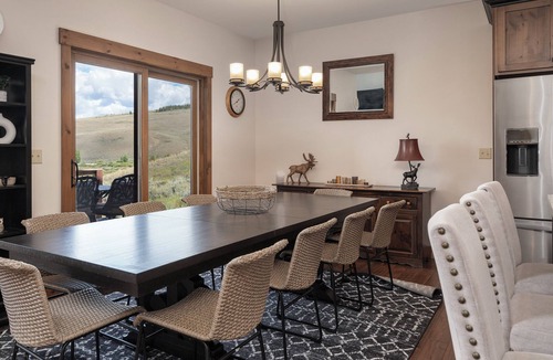 Granby House | Beautiful 6 BDR in Heart of the Rockies, Ski, Hot Tub, Rocky Mtn National Park!