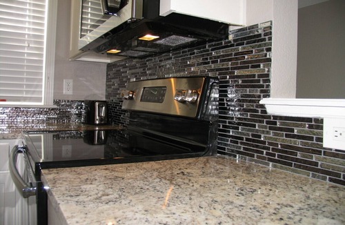 North Central Westminster Apartment | Beautiful Bradburn Green Carriage House - Huge Deck, Carport, Washer/Dryer