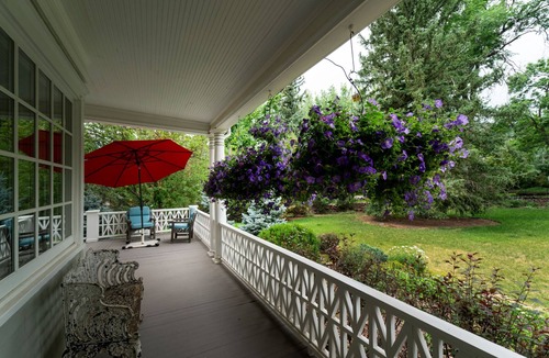 Broadmoor House | Beautiful Broadmoor Estate located in the Heart of the Broadmoor Neighborhood.