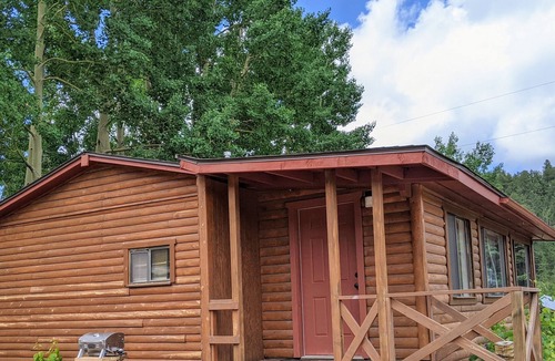 Rye Cabin | Beautiful Cabin in a Campground! Gorgeous views of the Wet Mountains