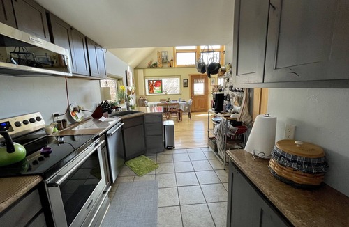 Elk Meadows Cabin | Beautiful Cozy Log Cabin with Huge Views and Privacy.