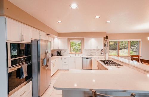 Ridgway House | Beautiful Executive Rental in Ridgway- Amazing Views - Pets welcome!