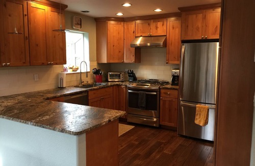 Frisco House | Beautiful Home On 10 Mile Creek!