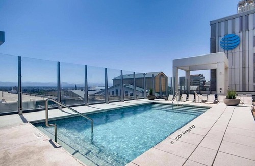 Downtown Denver Condo | ✨ Beautiful luxurious condo with astonishing views in the heart of Denver!✨