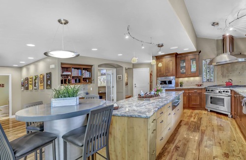 Old North Boulder House | Beautiful Modern Bright and Spacious!