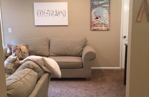 Georgetown Condo | Beautiful Mountain Condo by the Creek