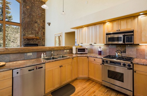 Columbine Lake House | Beautiful Mountain Home on Columbine Lake - Hot Tub - 1 mile to Purgatory