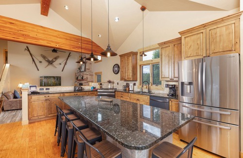 Wildernest House | Beautiful, Newer 5 Level Luxury Mountain Home - Grande Summit Lodge