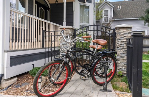 Martinez Park Apartment | Beautiful Old Town Apartment with Hot Tub & Bikes