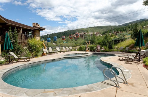 Snowmass Village Condo | Beautiful Snowmass Getaway! Scenic Views, Balcony, Pool, Hot Tub, Gas FP, Elevator & Trail Access