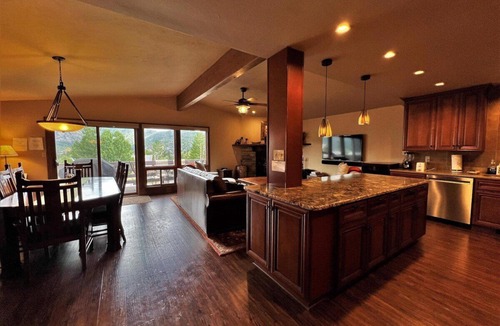 Purgatory House | Beautiful Townhome Short Walk to Slopes at Purgatory Ski Resort, Views, Grill