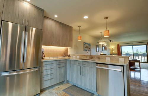Frisco House | Beautiful Townhouse, Gorgeous Views, King Bed, Private Deck, Hot Tub - 732B