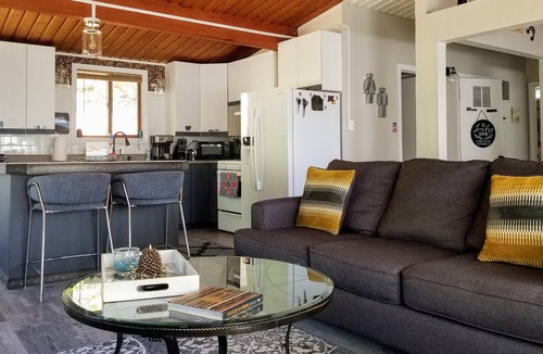 Cascade-Chipita Park House | Beautiful Mountain Escape with outdoor hot tub