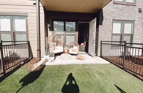 North Westminster Apartment | Beautifully decorated boho chic 1 bedroom apt w/ resort amenities!
