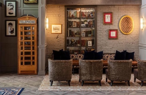 Glenwood Springs House | Beautifully Updated Room w/River Views near History Buffs and Outdoor Fun