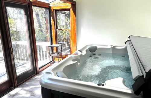 Northeast Colorado Springs House | Beauty, Charm & Adventure! Stay Minutes from Pulpit Rock .Putt Golf & Fire Pit