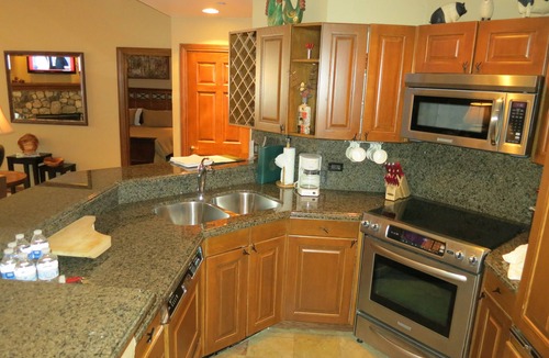 Beaver Creek Condo | Beaver Creek TRUE Ski-in Ski-out! Beautiful in the Summer as Well (A/C in unit)!