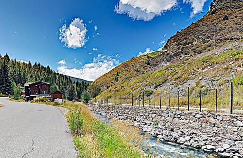Intermountain House | Bellflower Trout House