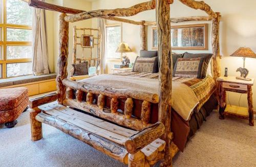 Mountain Village House | Benchmark 244 - Vista Lodge