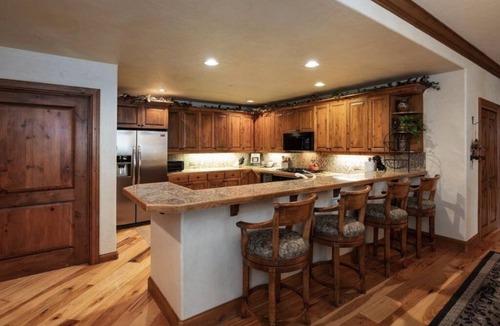 Edwards Condo | Best/closest location to the slopes and newly redecorated.