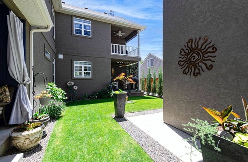 Grand Junction Apartment | Best Downtown Getaway 4 blocks from main street food bars and shopping
