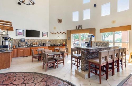 Fort Collins Hotel | Best Western Kiva Inn