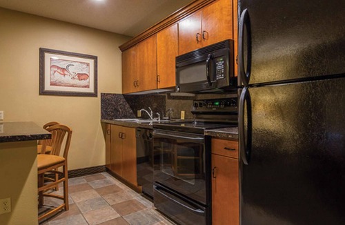 Craig Hotel | Best Western Plus Deer Park Hotel & Suites