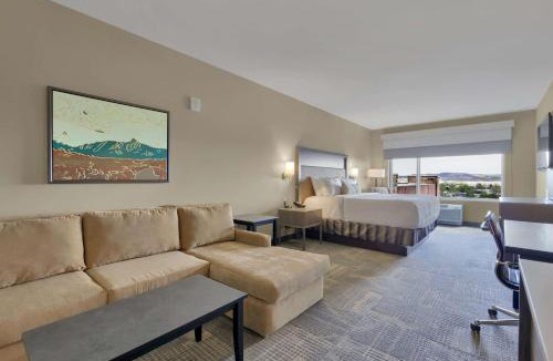 West Colorado Springs Hotel | Best Western Plus Fillmore Inn & Suites