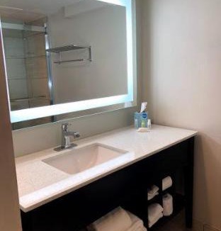 Montbello Hotel | Best Western Premier Denver East