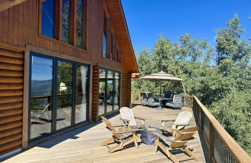 Edwards House | Big Dipper Mountain Retreat