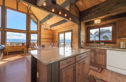 Winter Park Highlands House | BIG Views 4 Bed Home, Pet Friendly + Hot Tub!
