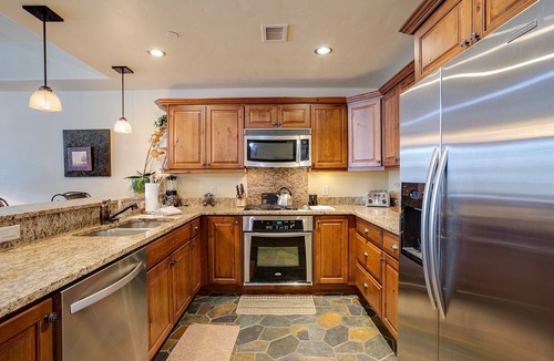 Steamboat Springs Condo | BL6106 | Mountain Residence | Private Patio with Hot Tub | Air Chilling