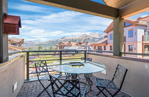 Mountain Village Condo | Blue Mesa Lodge 40B by AvantStay | Ski In/Ski Out Unit w/Balcony!