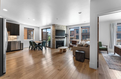 Silverthorne Apartment | Blue R Flats Bld 3 #203 : 2