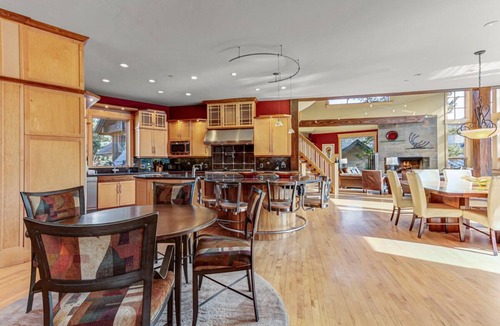 Copper Mountain House | Book for Fall! Ski-in/Ski-out Copper Mountain Home! Hot tub! Pool Table! Views!