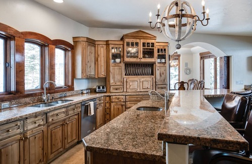 Boulder Ridge House | Boulder Ridge Retreat: Slopeside Luxury Private Home