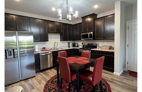 Aurora Apartment | Brand new 2 bedroom condo - Bienvenido Red Phoenix