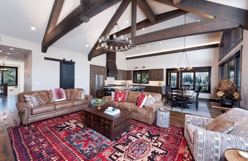 Columbine Lake House | Brand New Home Across from Purg - Awesome Views, Arcade Game, Hot Tub, AC