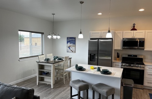 Montrose House | Brand NEW home! The Colorado House! Perfect for all 4 seasons!