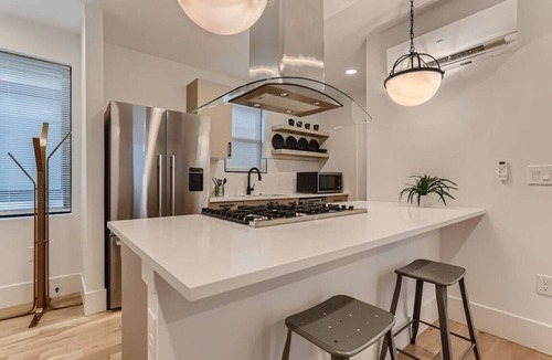 Jefferson Park House | Brand New! Modern LoHi Jeff Park Carriage House