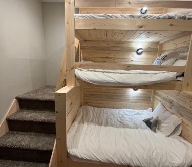 Fraser Apartment | Brand New! Private hot tub, bunk room and walkable to restaurants/shops