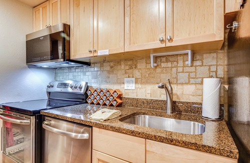 Peak 9 Condo | Breck Ski-In/Ski-Out Condo Near Main Street!